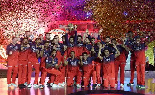IPL पहली बार जीती RCB इंदौर के रजत की कप्तानी